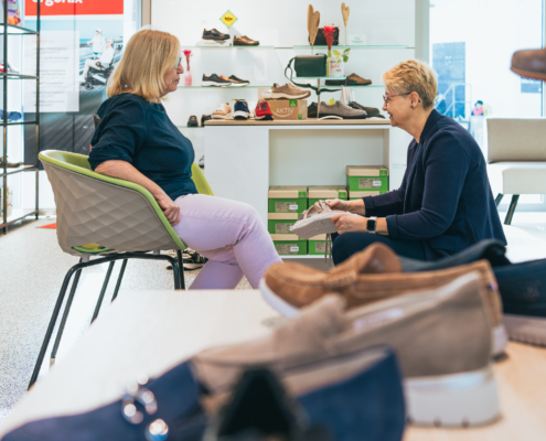 Symbolbild Beratung im Fachgeschäft Pforzheim